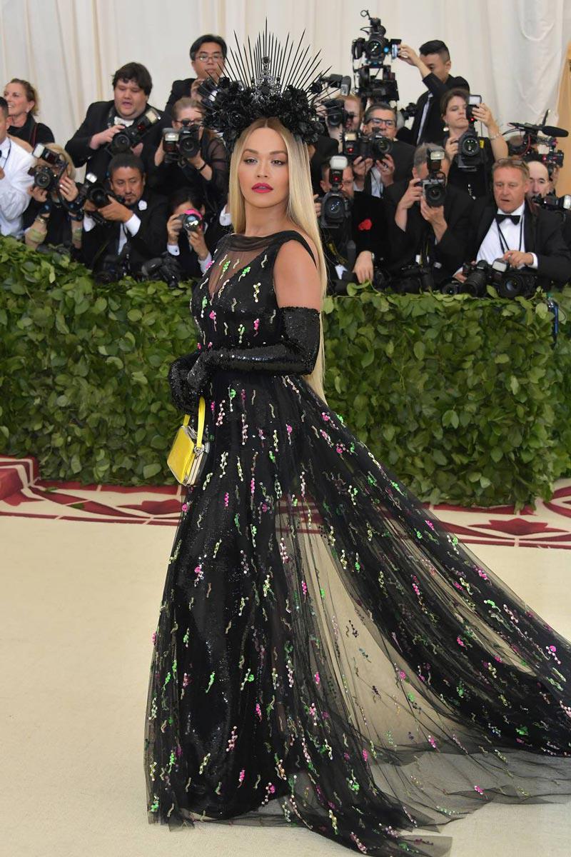 met gala 2018: cuoc chien lai den tu rihanna va katy perry - 10